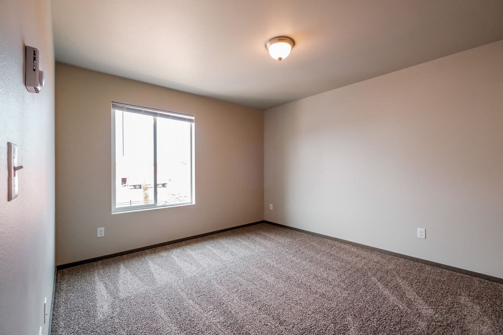 Salem Apartment: 178-210 SE Lancaster Dr.