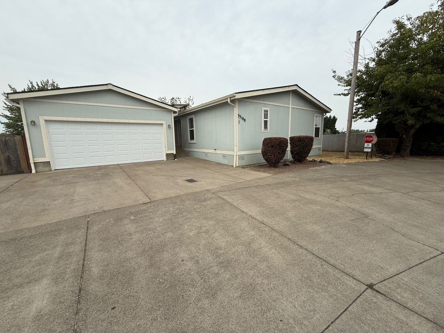 Tangent Condo: 33175 McFarland Road