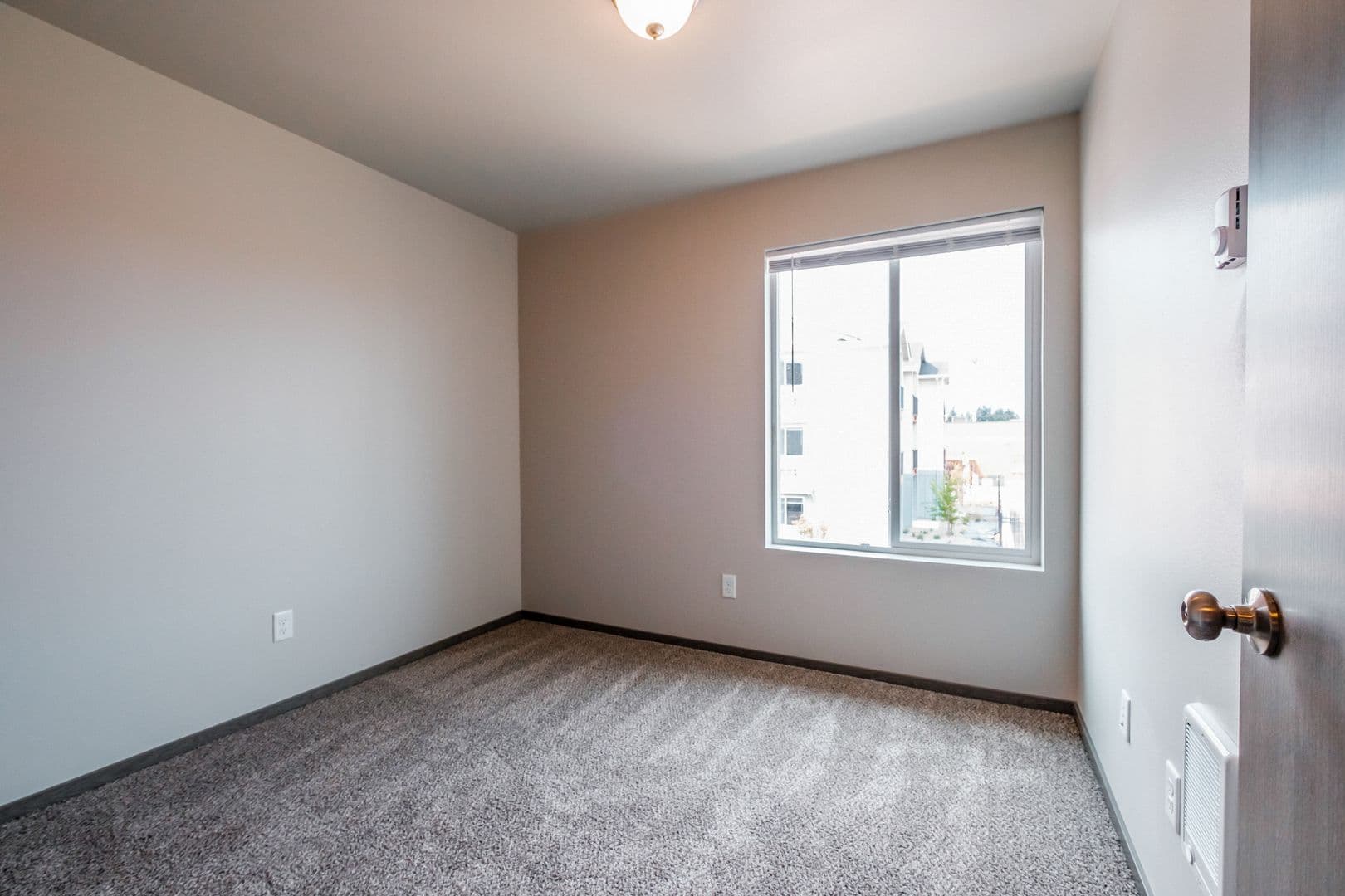 Salem Apartment: 178-210 SE Lancaster Dr.