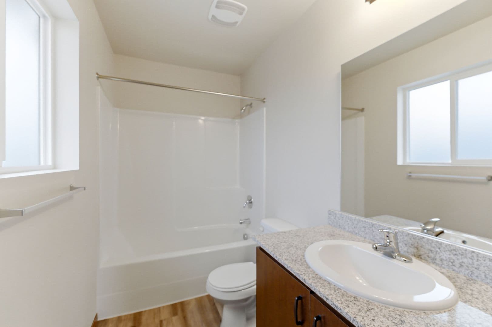 Philomath Apartment: 1933 College St