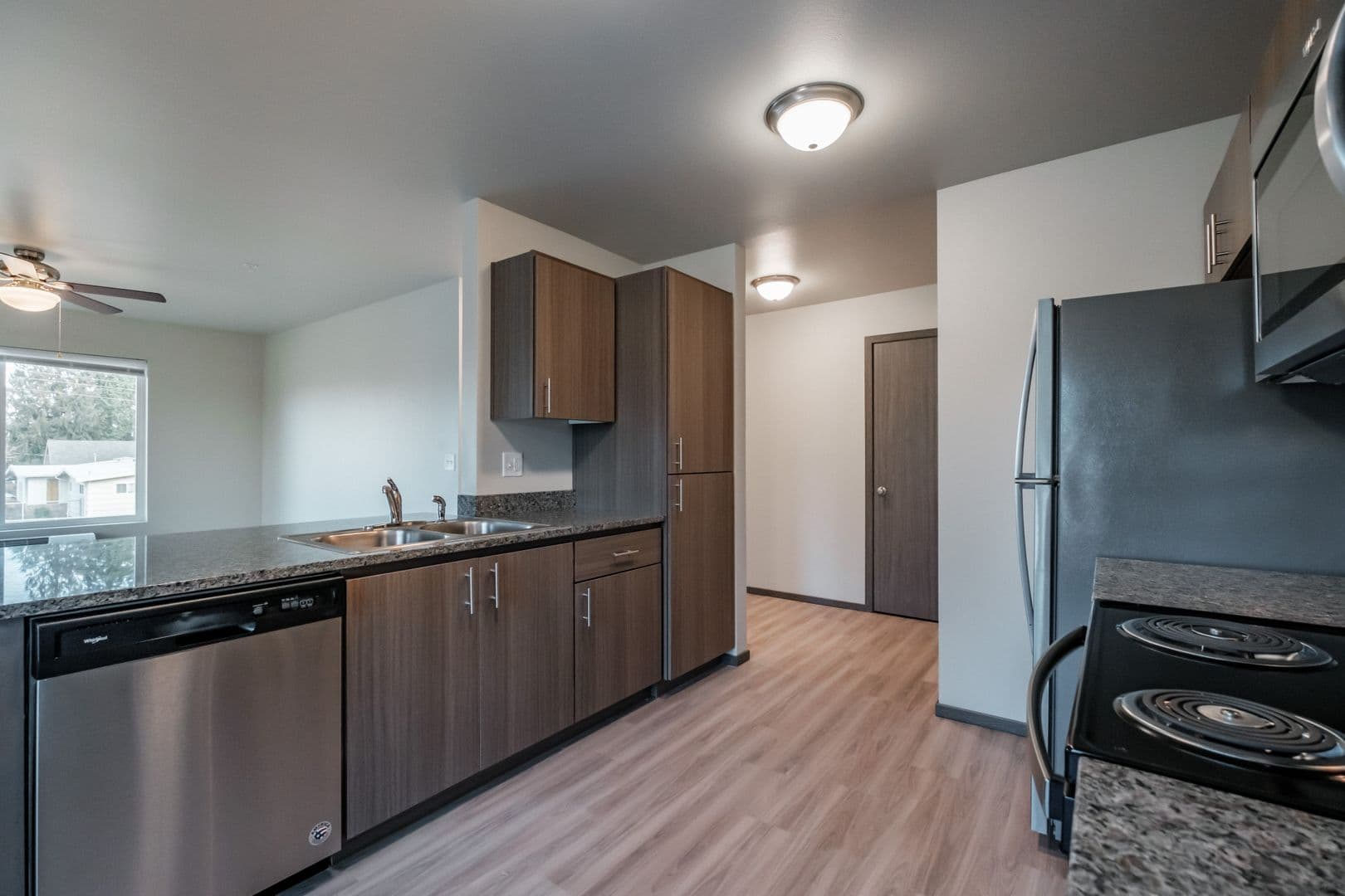 Salem Apartment: 3568 Cherry Glen Pl NE