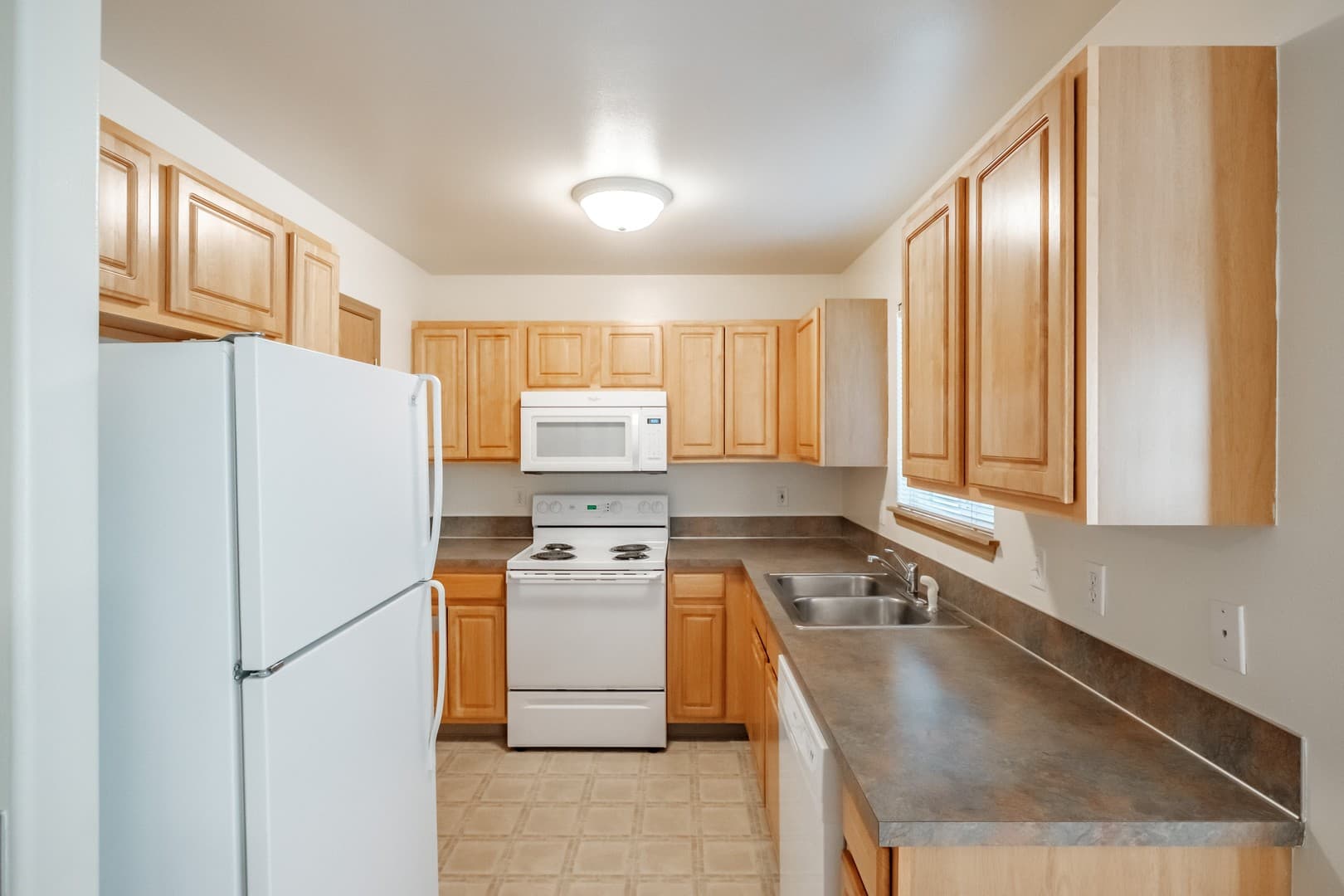 Albany Apartment: Mt. Vernon St. SE