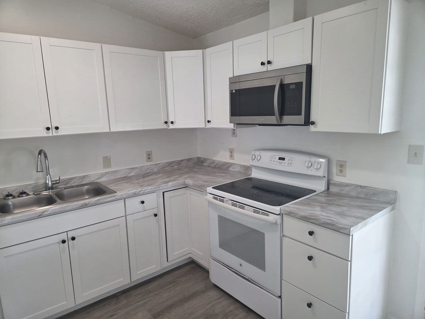 Lakeland House: 1716 Jupiter Street