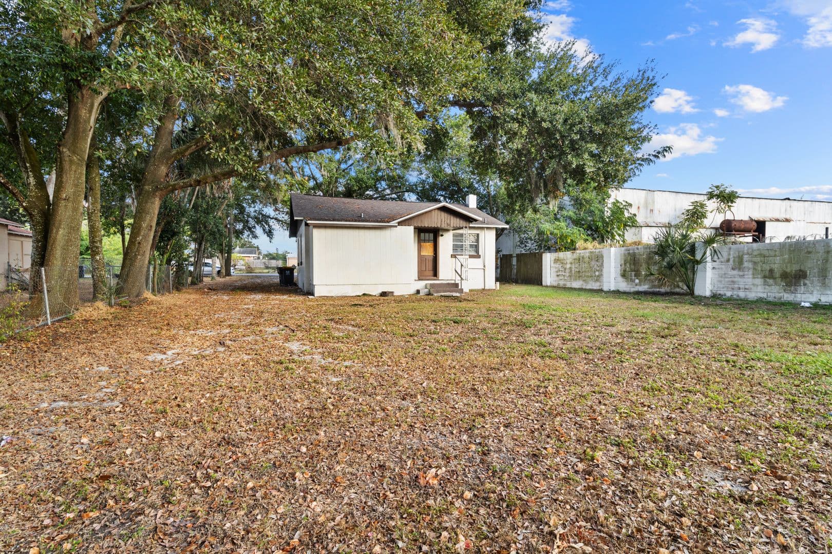 Lakeland House: 1016 Edith Avenue