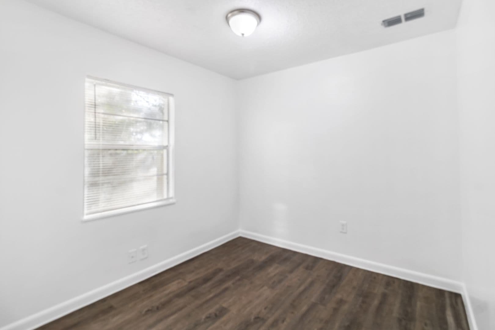 Lakeland House: 1016 Edith Avenue