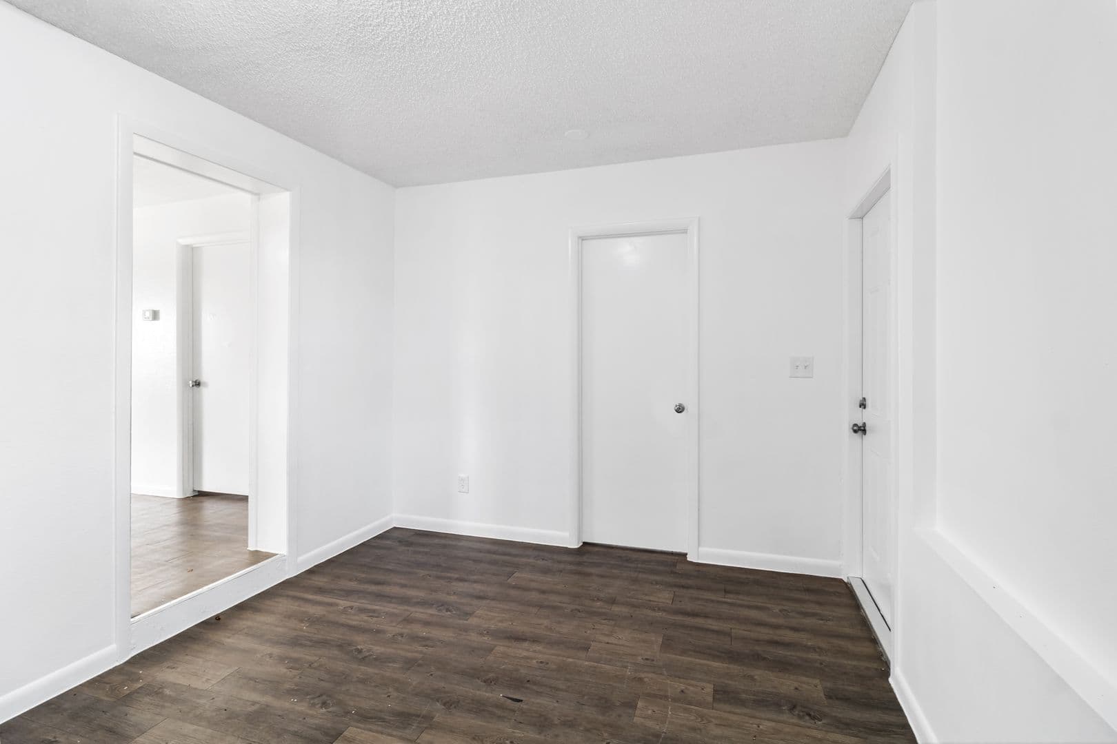 Lakeland House: 1016 Edith Avenue