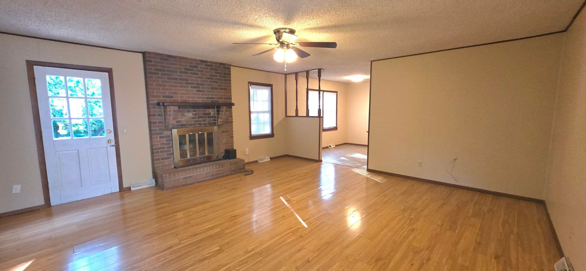 Springfield House: 2534 S. Regina Ave.