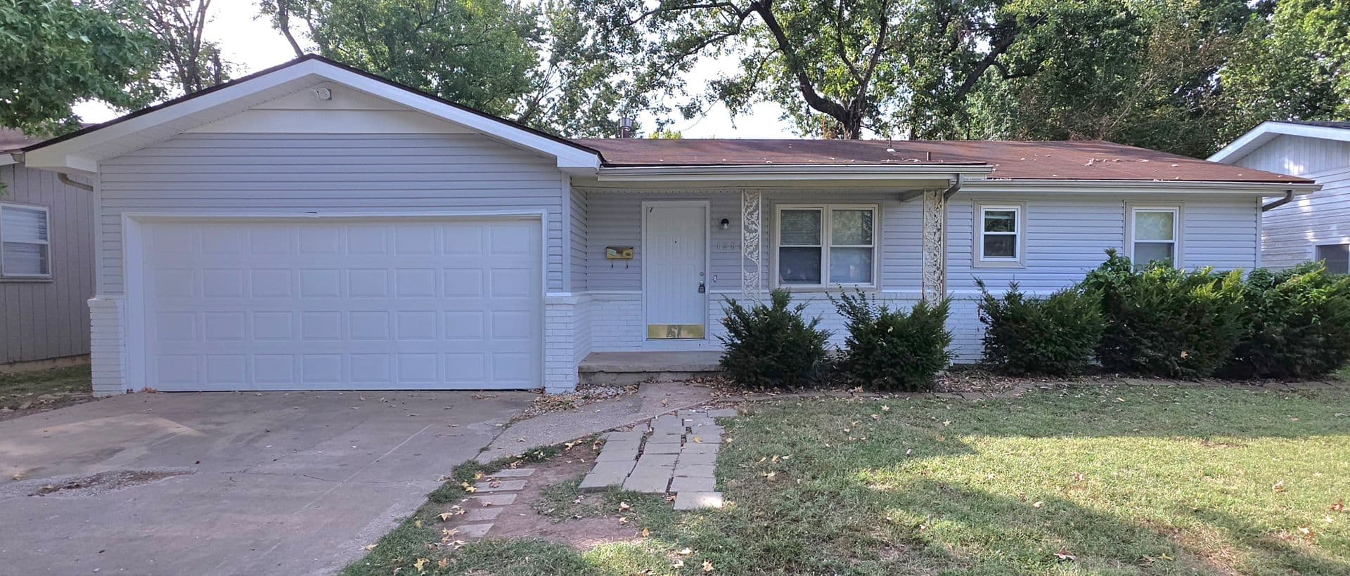 Springfield House: 1280 E. Sunset St.
