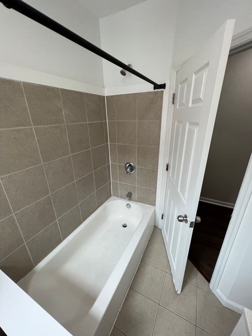 Philadelphia House: 5622 Walton Ave