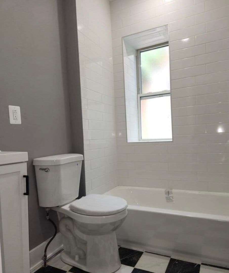 Philadelphia House: 5651 Osage Ave