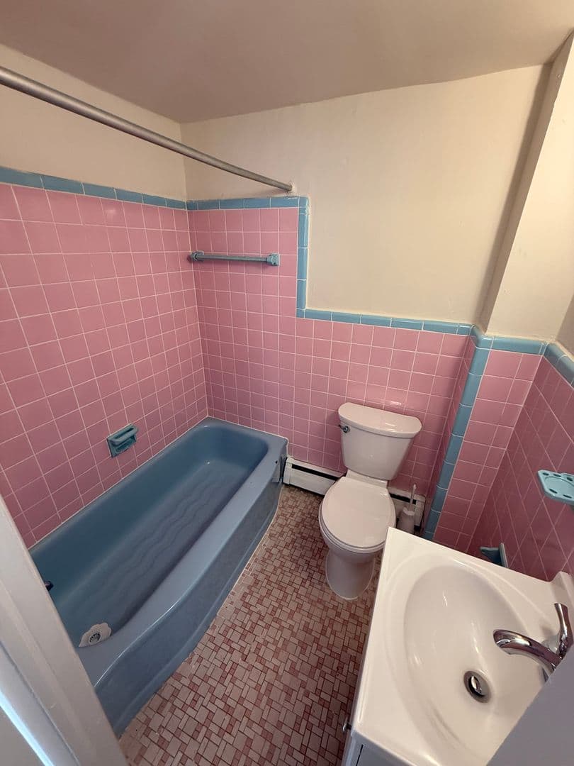 Philadelphia Apartment: 537-39 McKinley Street