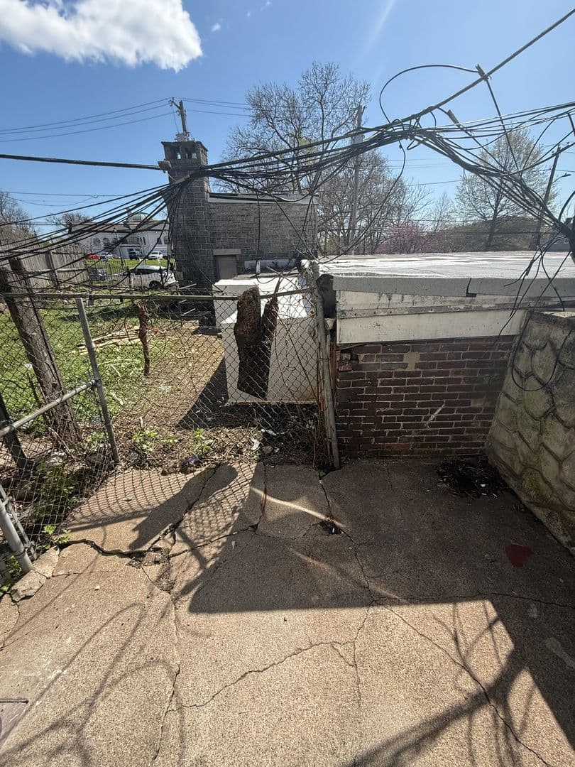 Philadelphia House: 3005 Hartville Street