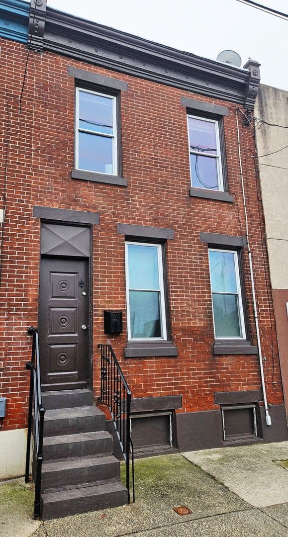 Philadelphia House: 2532 Dickinson St.