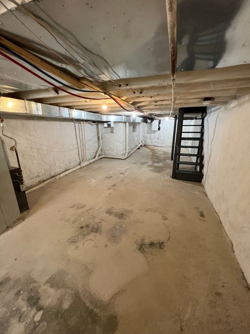 Philadelphia House: 5622 Walton Ave