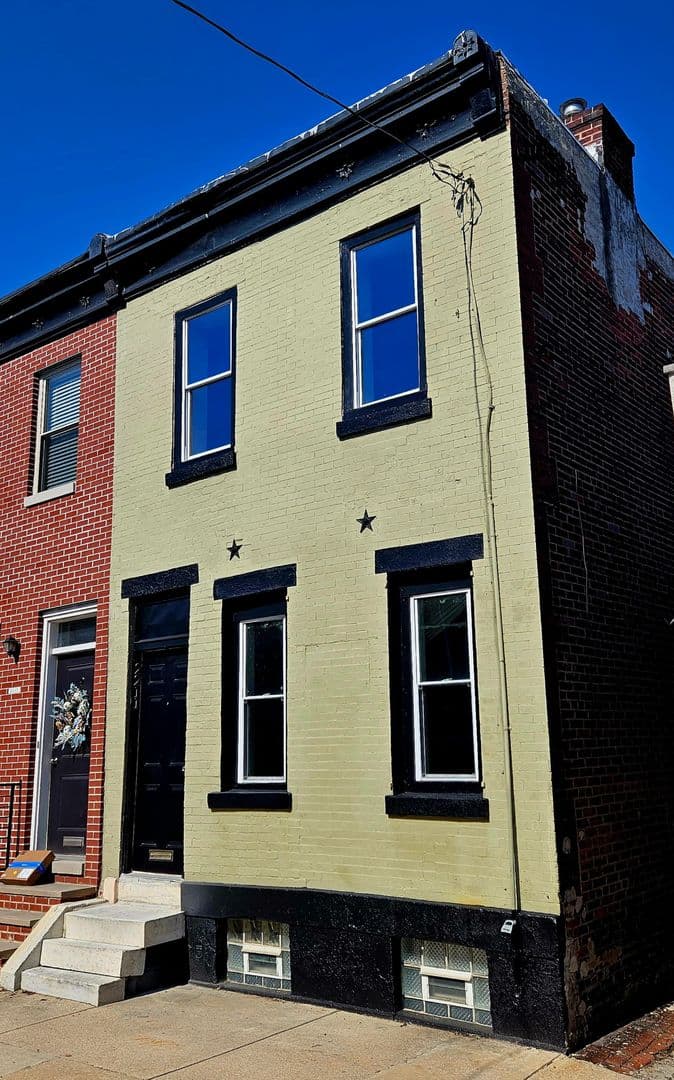 Philadelphia House: 2211 Oakford Street