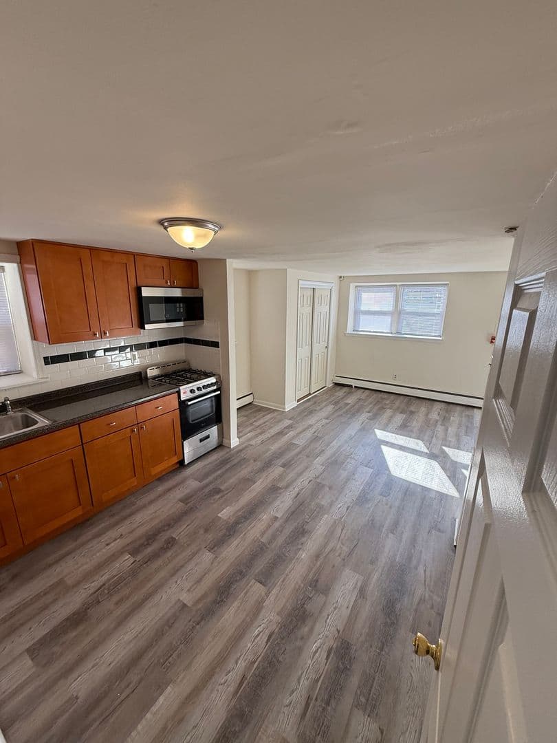 Philadelphia Apartment: 537-39 McKinley Street