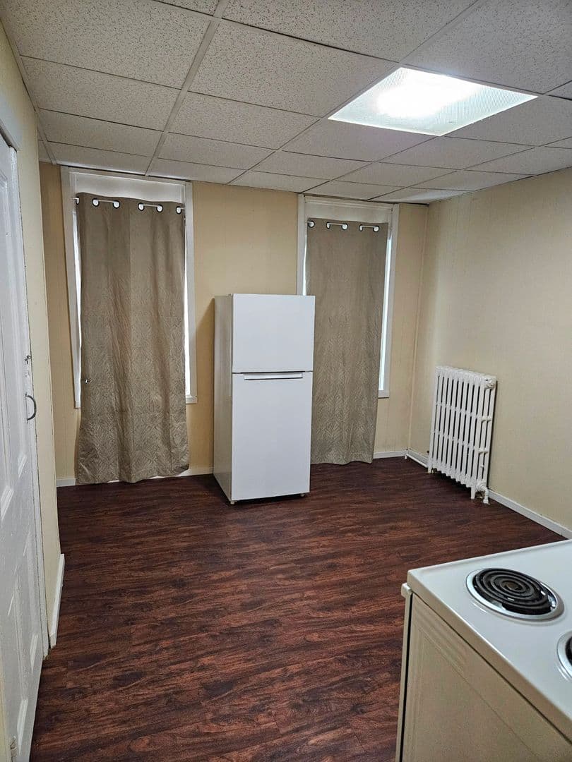 Philadelphia Apartment: 1538 Pt Breeze 2ND FLR