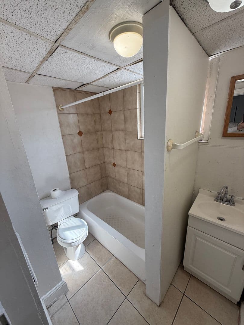 Philadelphia House: 3005 Hartville Street