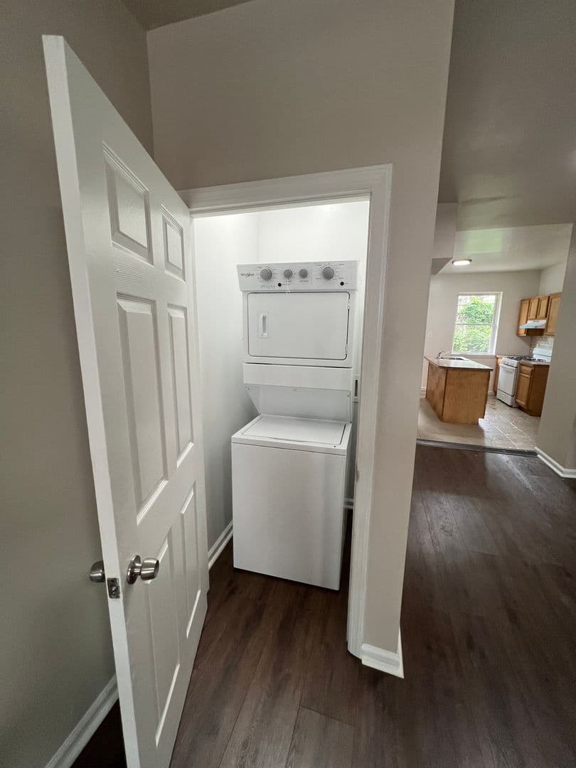 Philadelphia House: 5622 Walton Ave