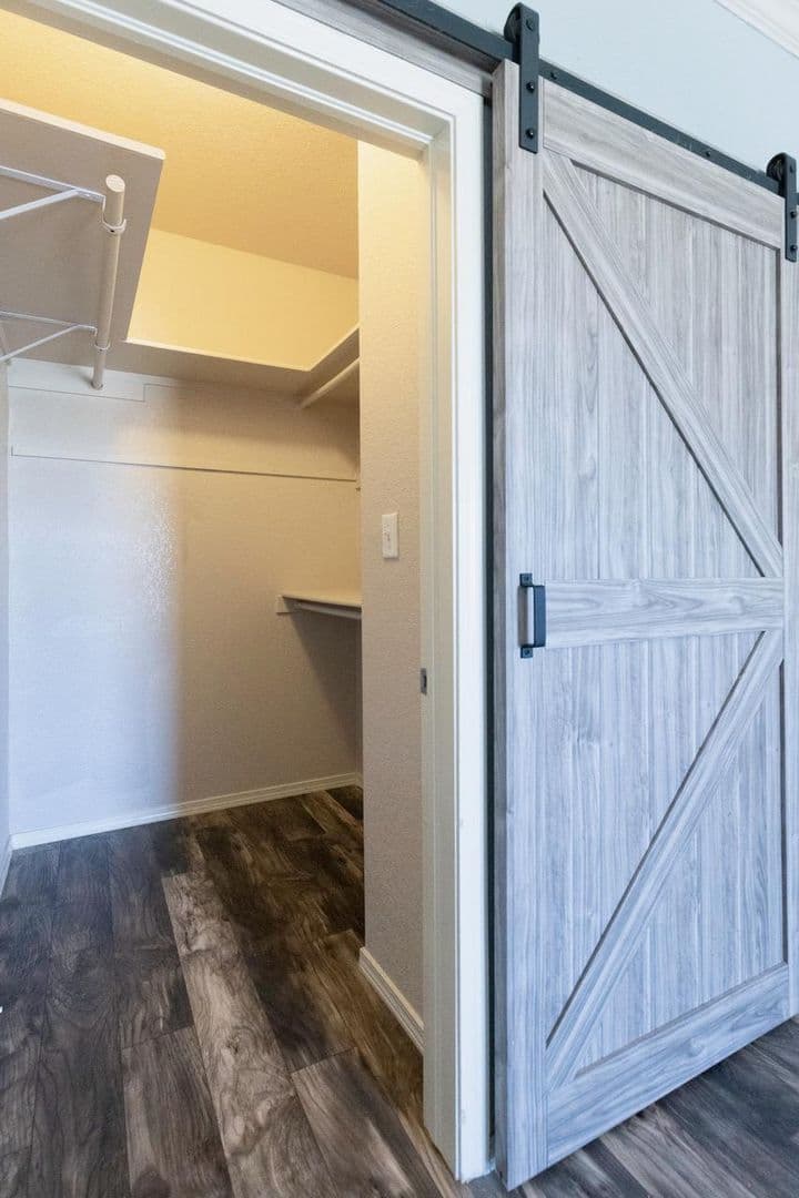 EL PASO House: 11857 JIM WEBB DR.