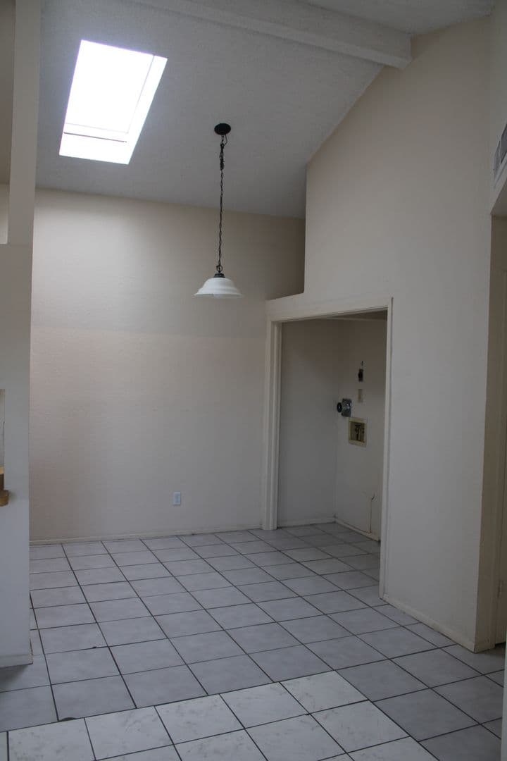 EL PASO House: 11435-D SUNDROP COURT