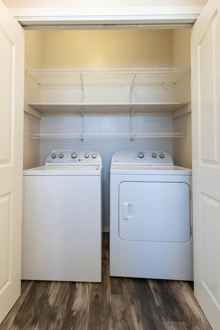 EL PASO House: 11857 JIM WEBB DR.