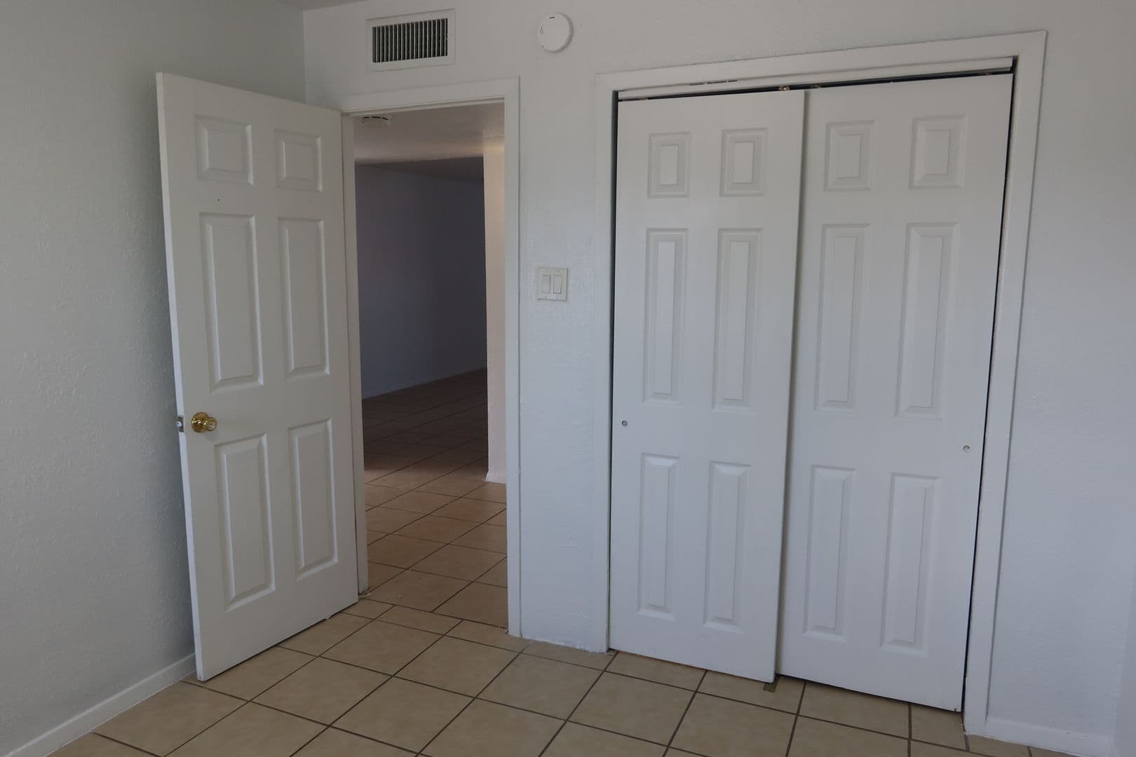EL PASO House: 3827 OLYMPIC AVE