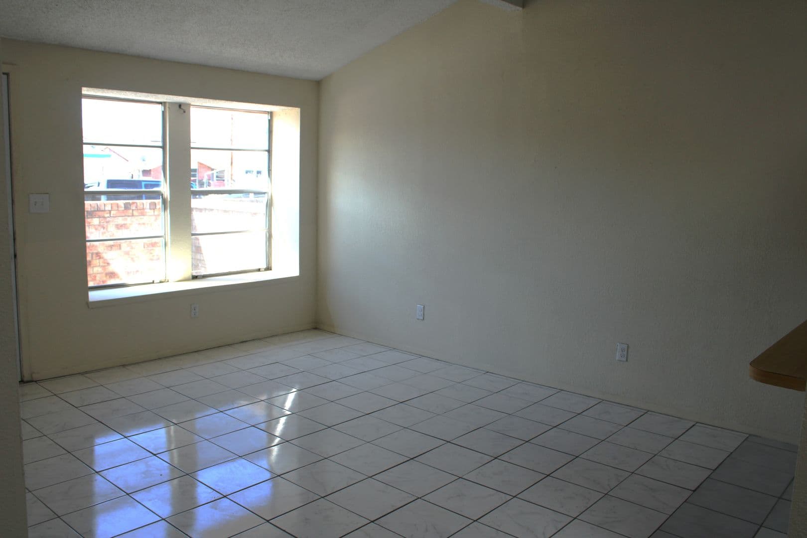 EL PASO House: 11435-D SUNDROP COURT
