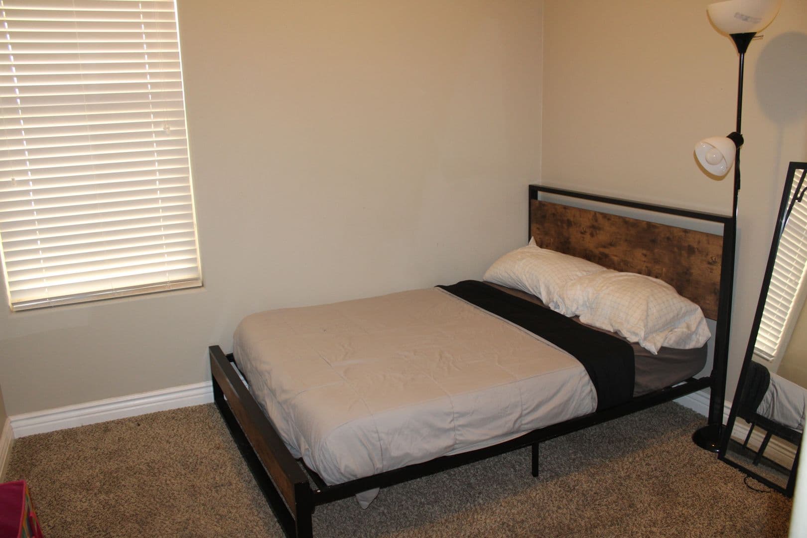EL PASO House: 1029 SHIELDS ST.