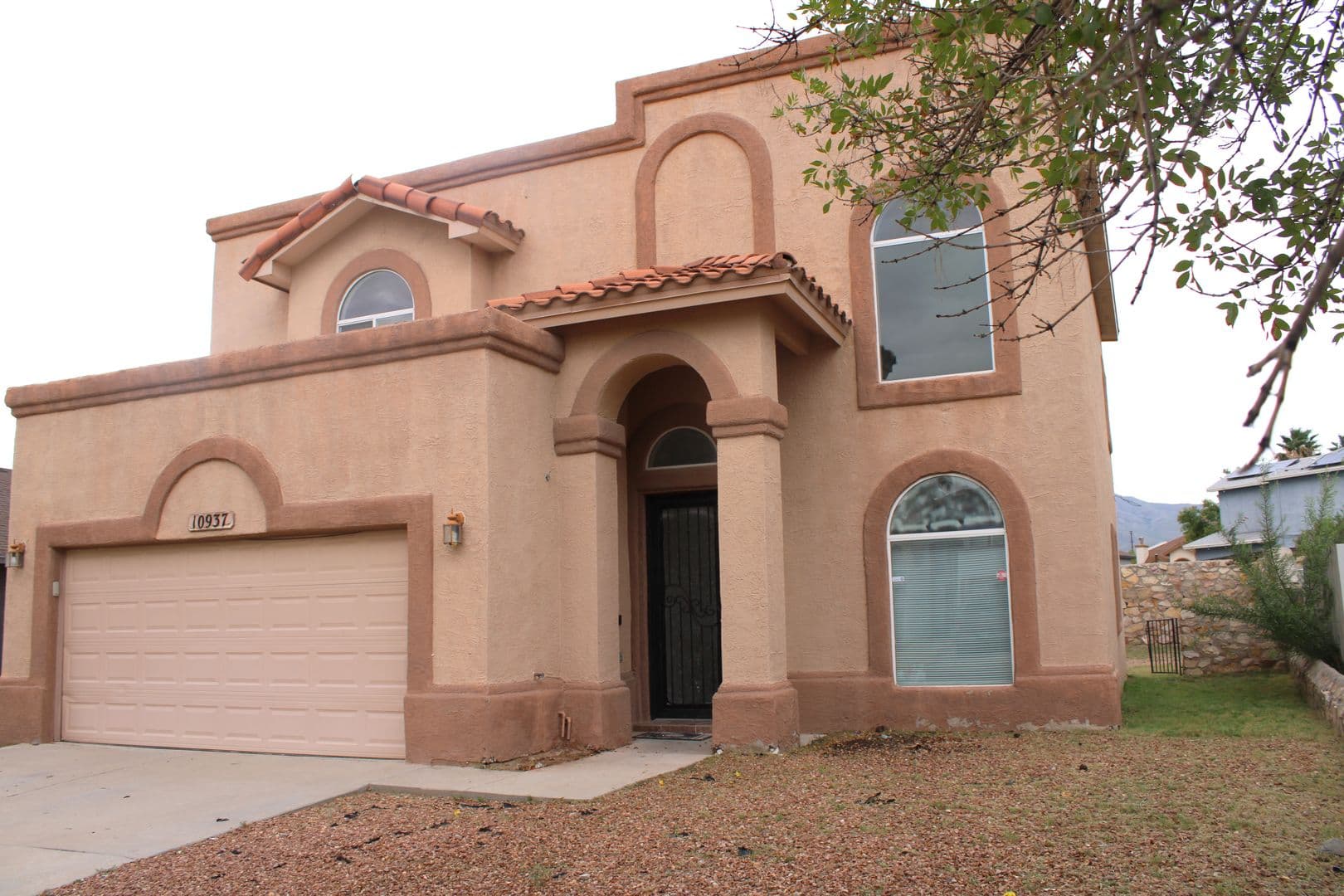 EL PASO House: 10937 CATTLE RANCH