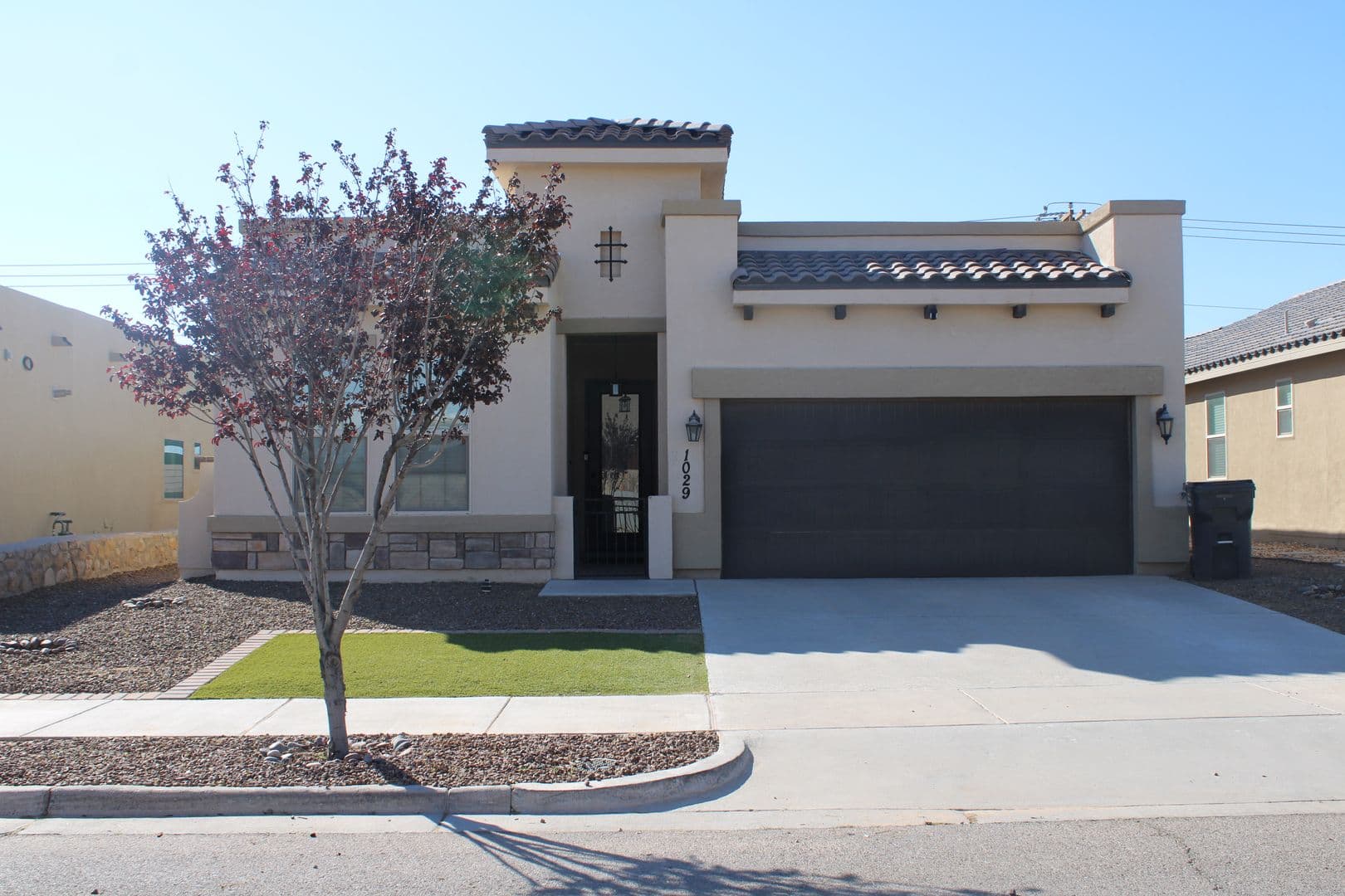 EL PASO House: 1029 SHIELDS ST.