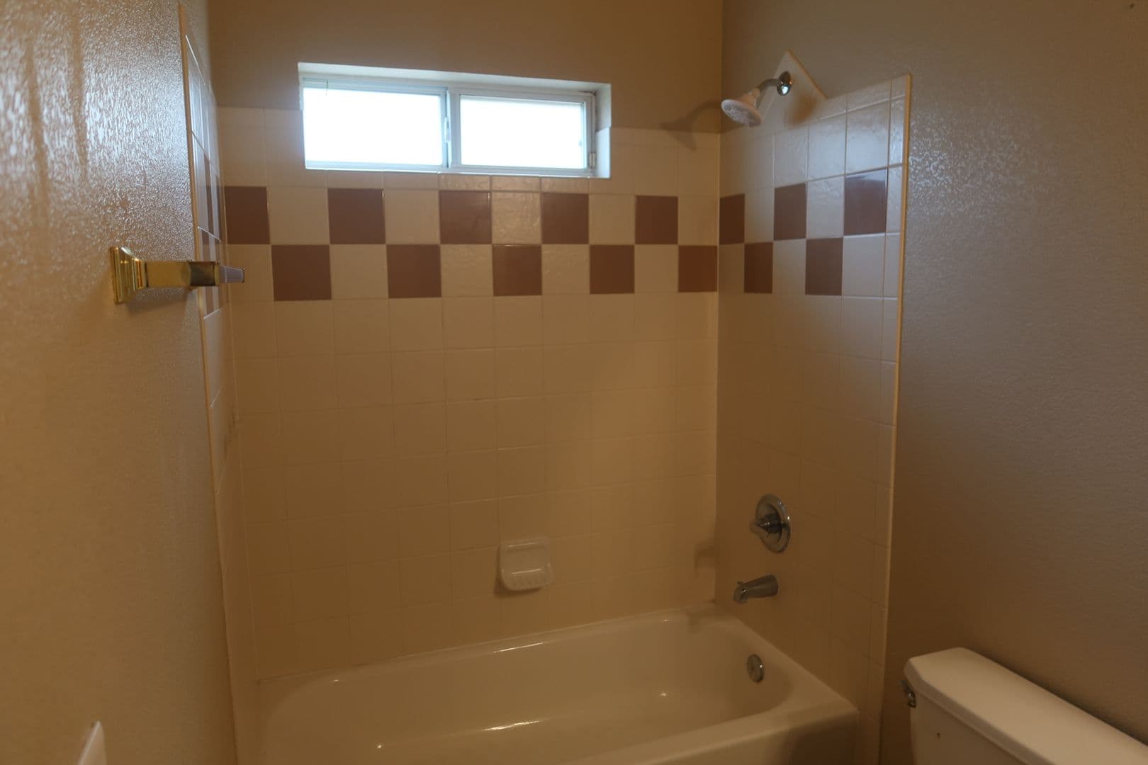 EL PASO House: 14233 SMOKEY POINT