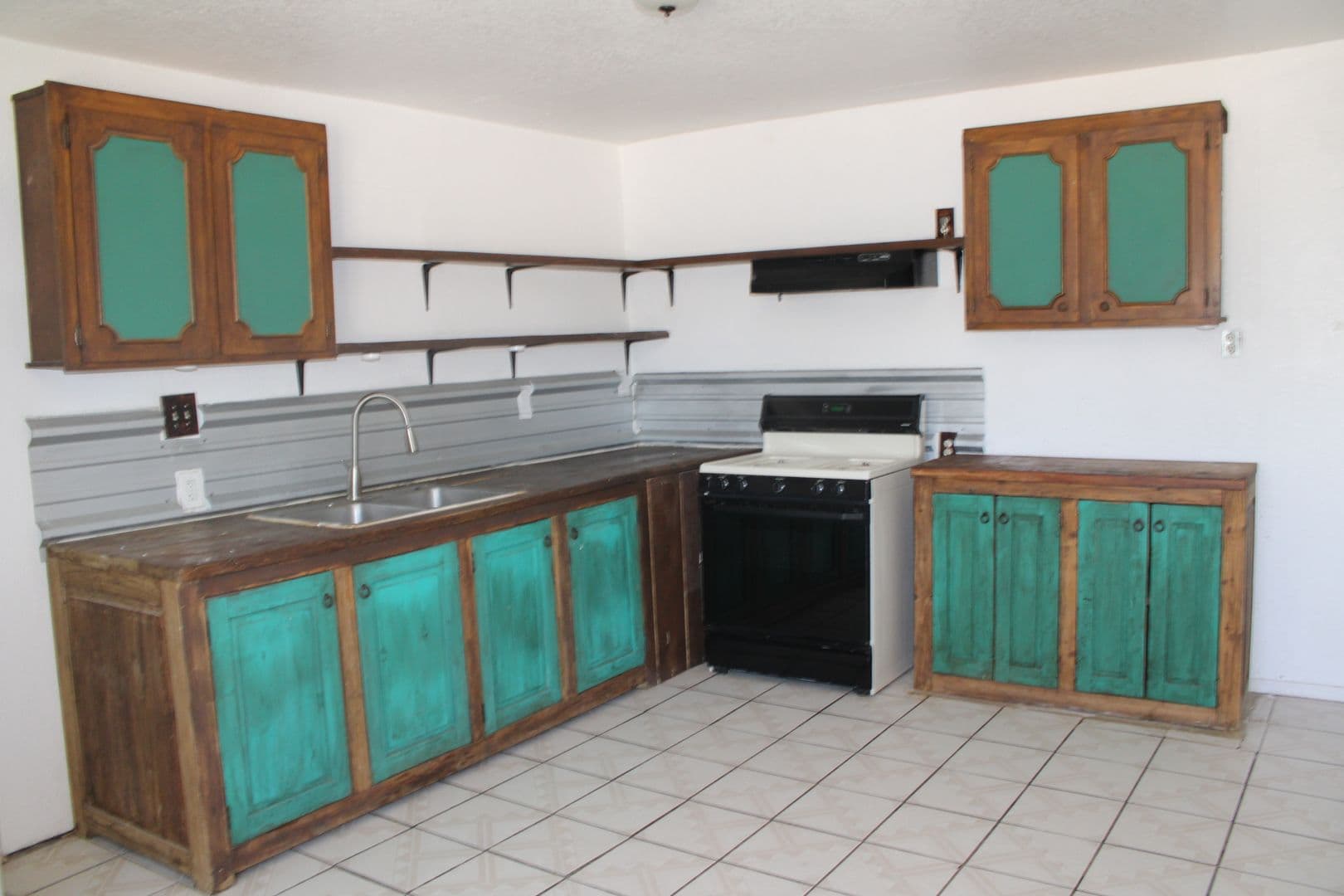 SOCORRO House: 1368 REID RD. UNIT B