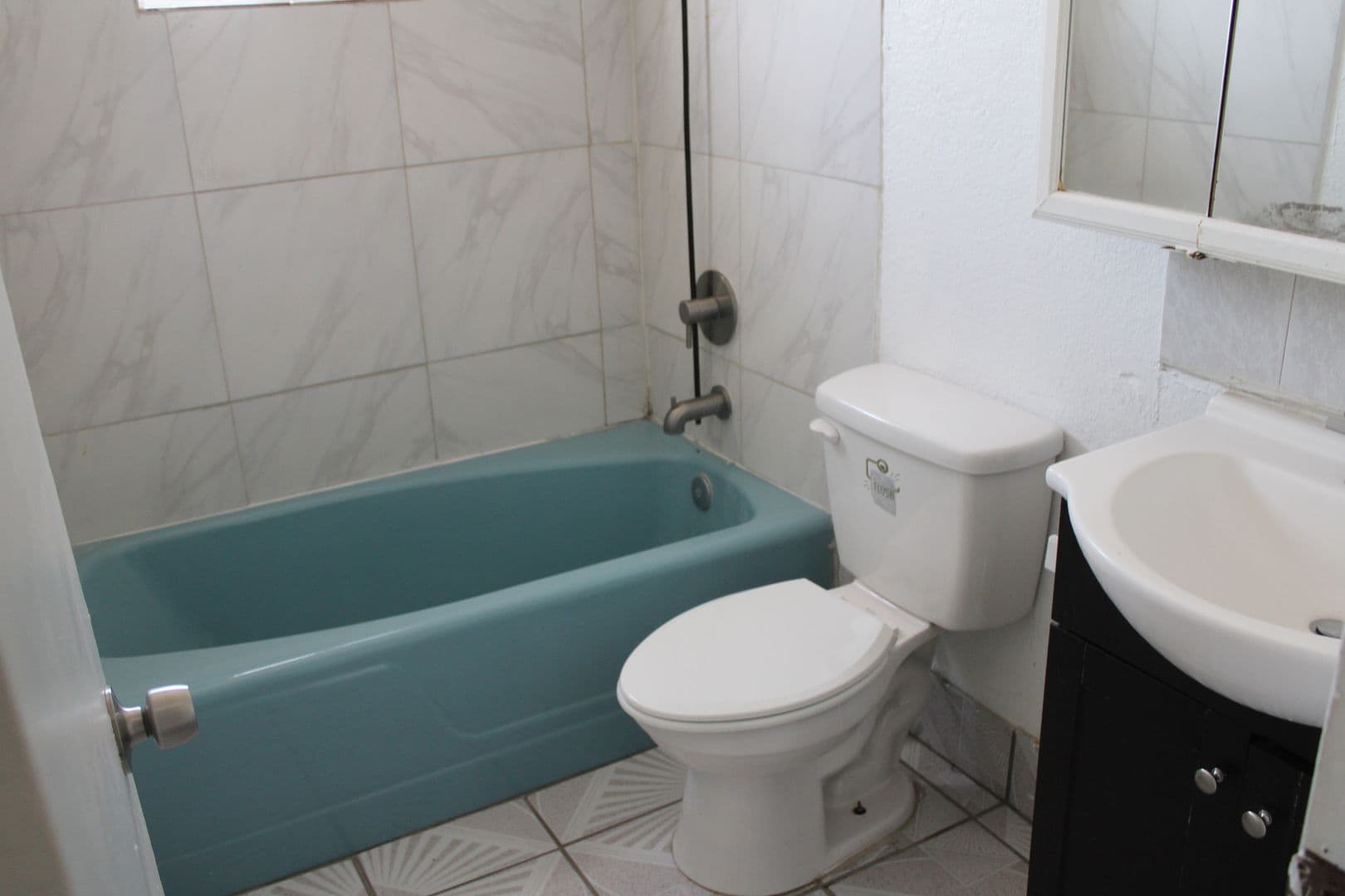 SOCORRO House: 1368 REID RD. UNIT B