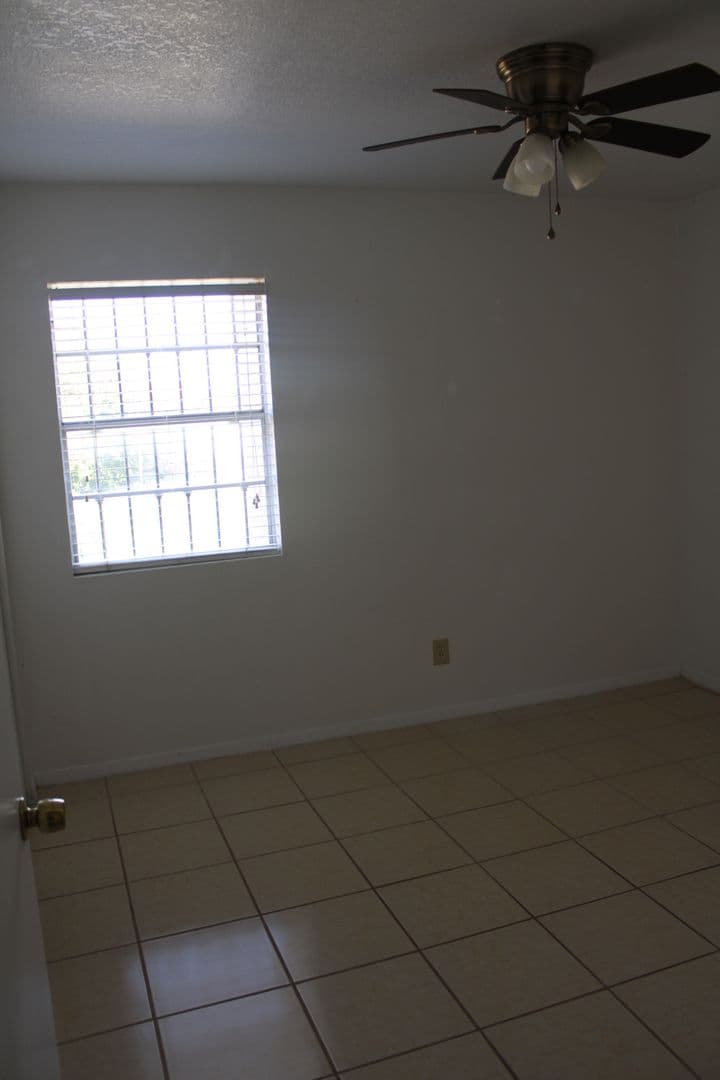 EL PASO House: 3825 OLYMPIC AVE