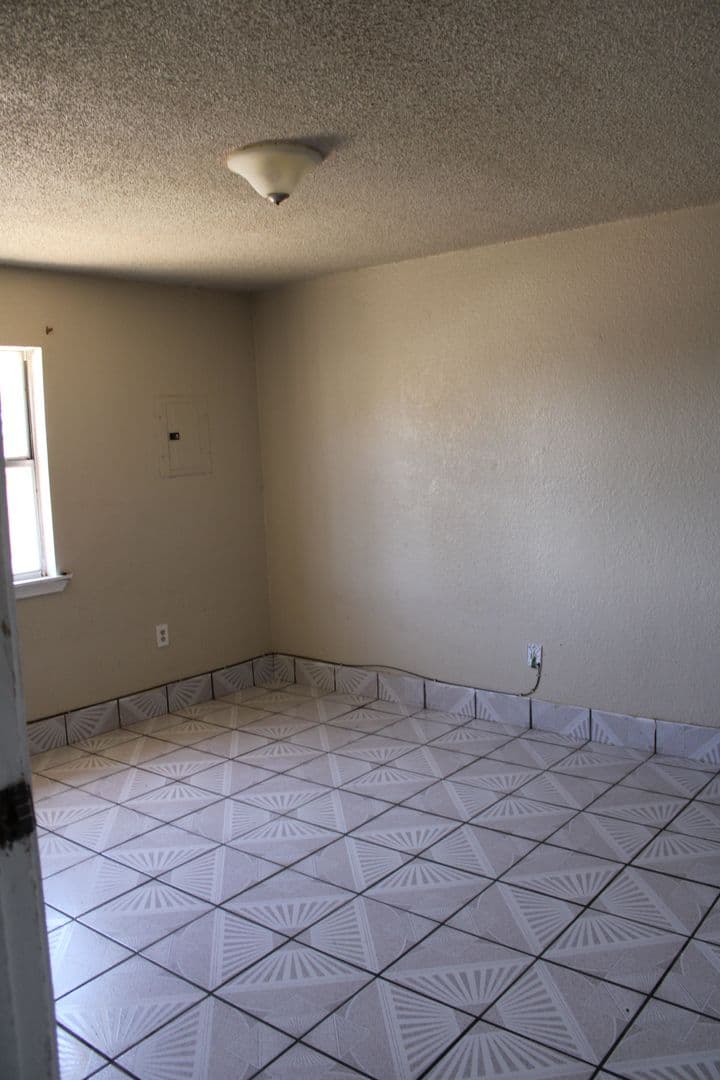 SOCORRO House: 1368 REID RD. UNIT B