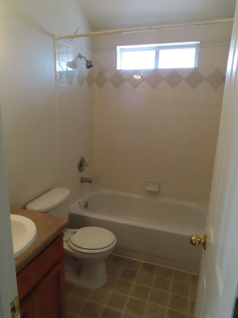 EL PASO House: 12860 TIERRA LINCE