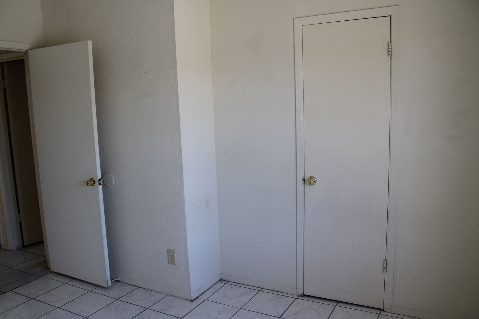 EL PASO House: 11435-D SUNDROP COURT