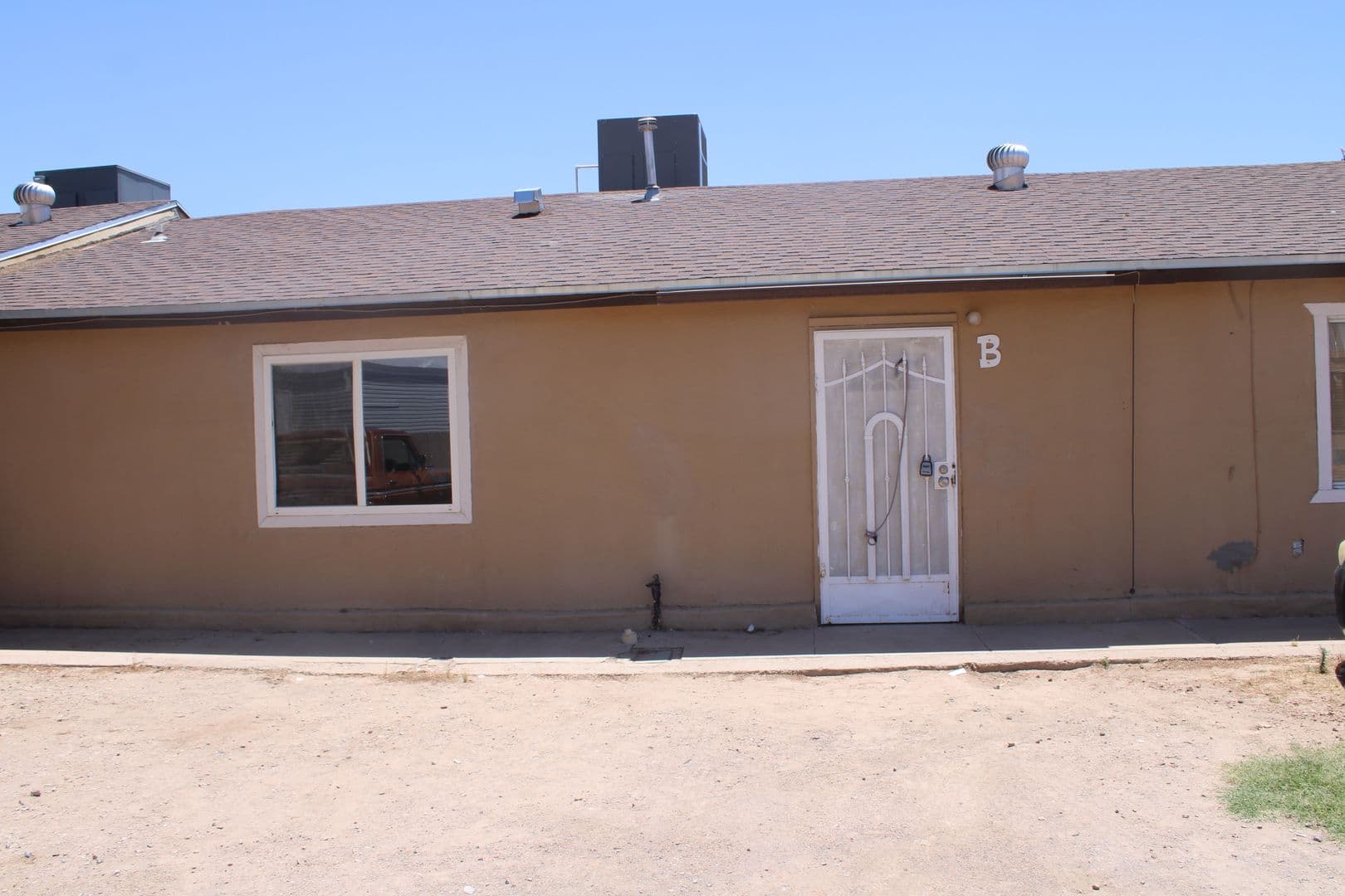 SOCORRO House: 1368 REID RD. UNIT B
