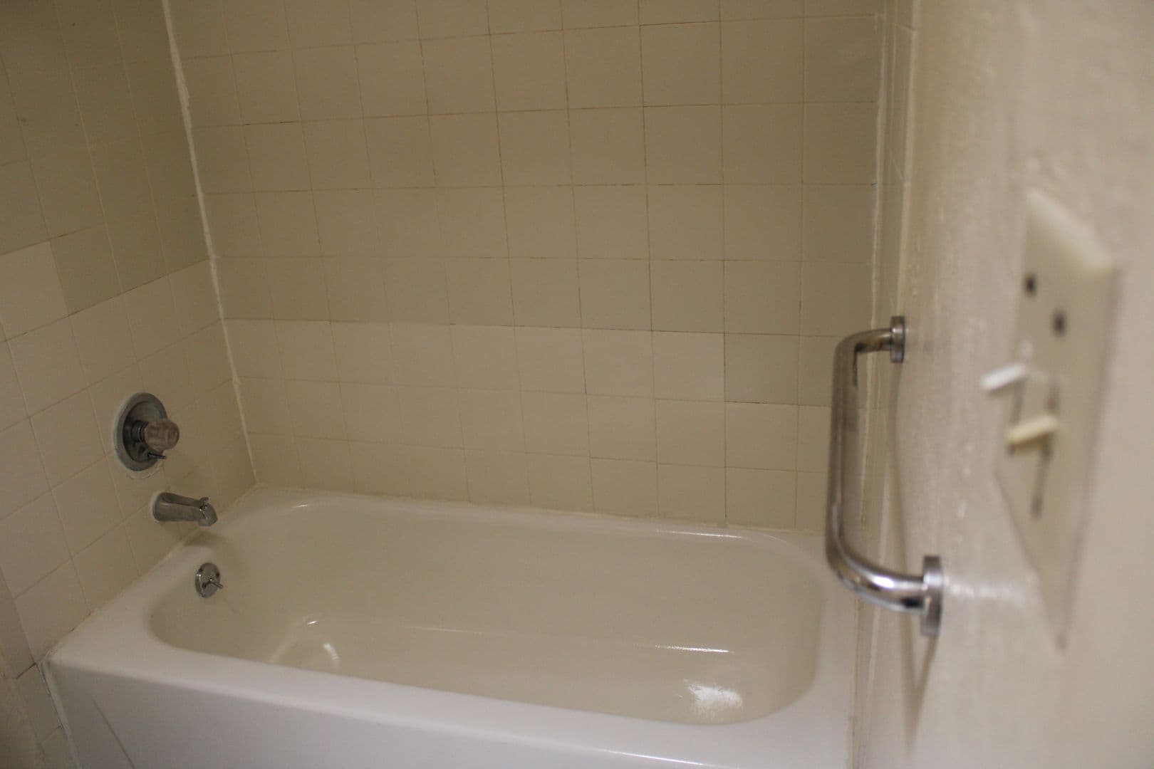 EL PASO House: 11435-D SUNDROP COURT