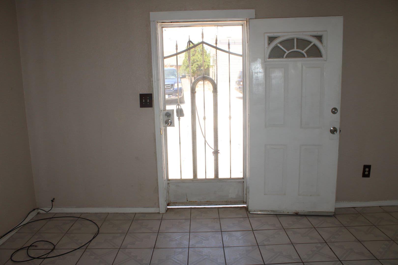 SOCORRO House: 1368 REID RD. UNIT B