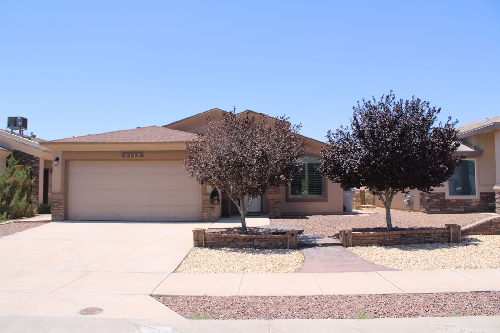 EL PASO House: 3713 LOMA ESTEBAN DR.