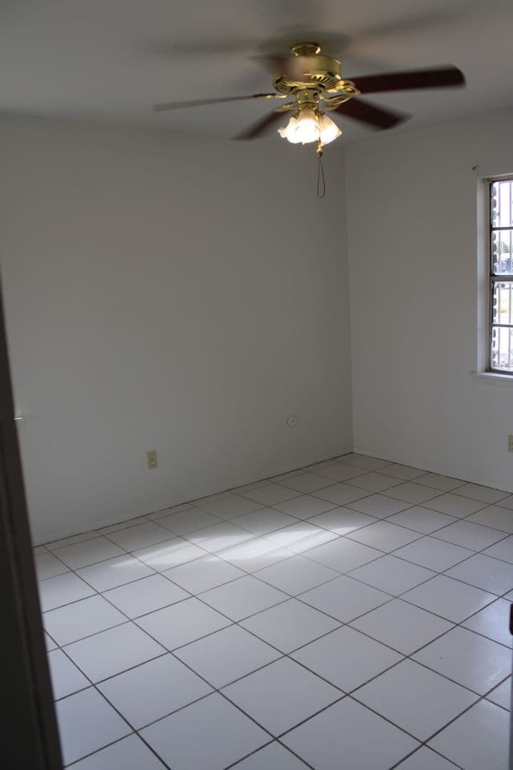 EL PASO House: 3518 GLASGOW RD.
