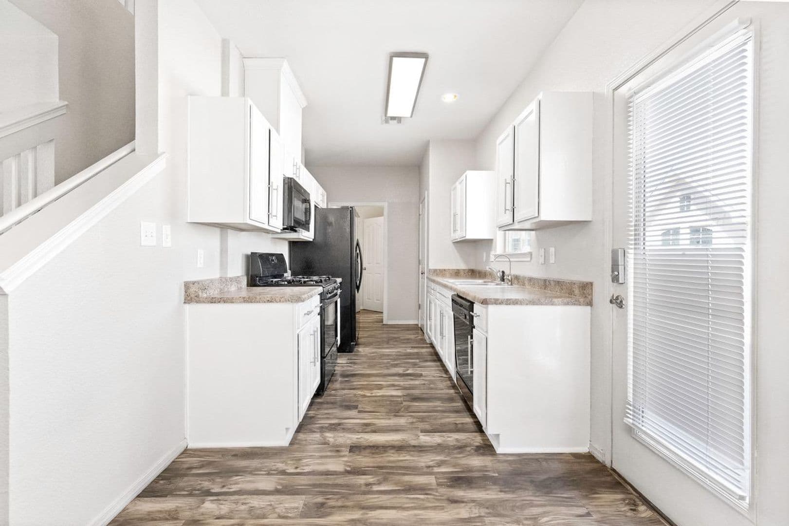 EL PASO House: 11857 JIM WEBB DR.