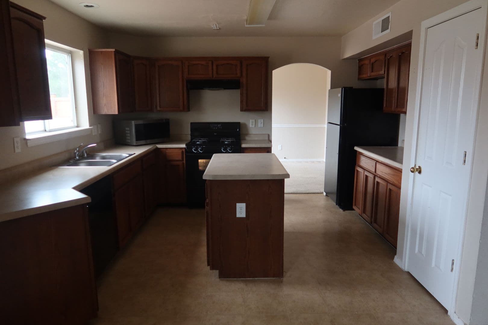 EL PASO House: 14233 SMOKEY POINT