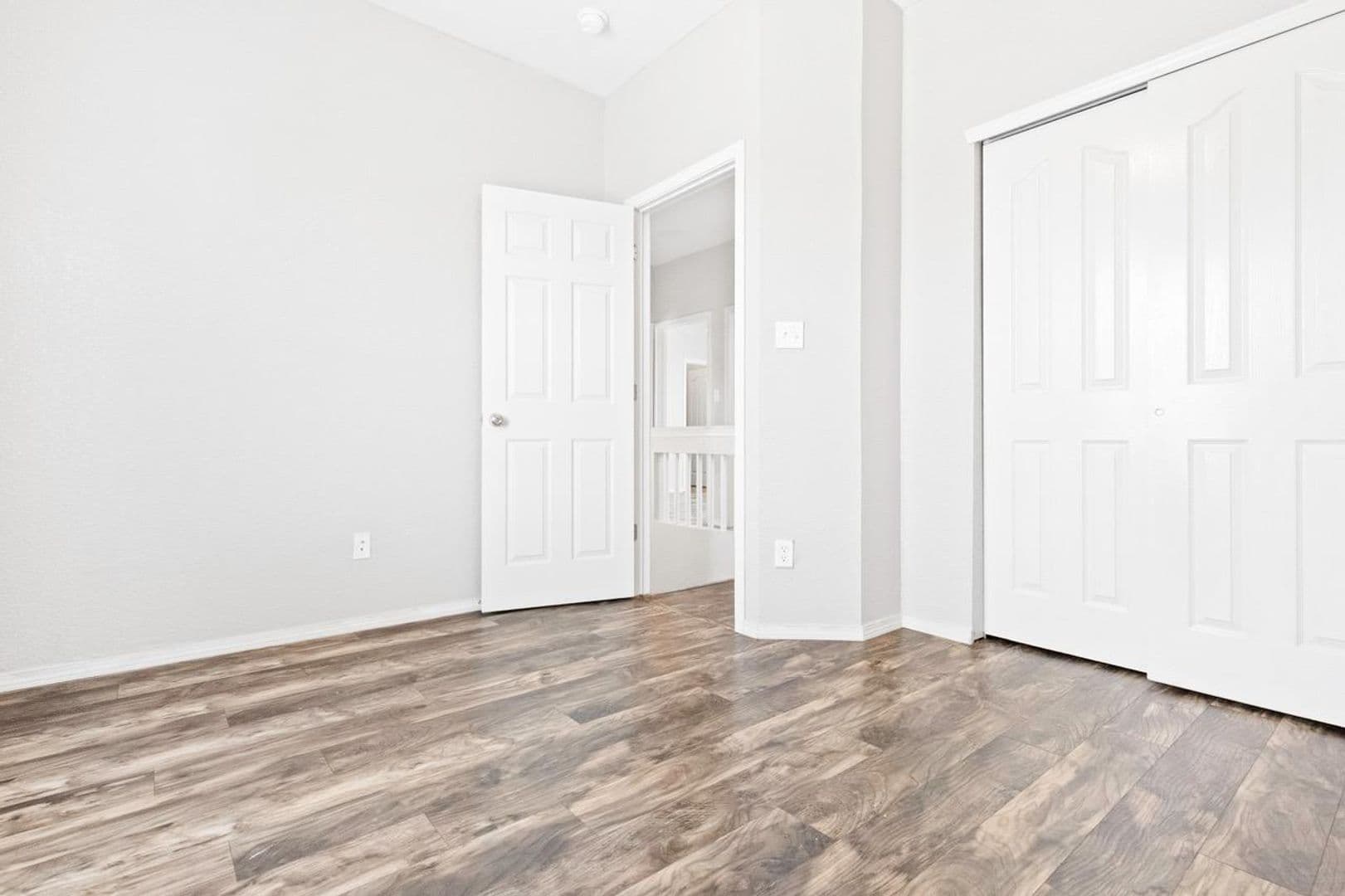 EL PASO House: 11857 JIM WEBB DR.