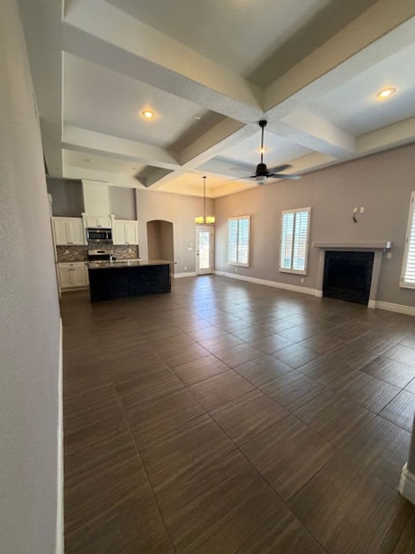 EL PASO House: 12300 HARTLEPOOL