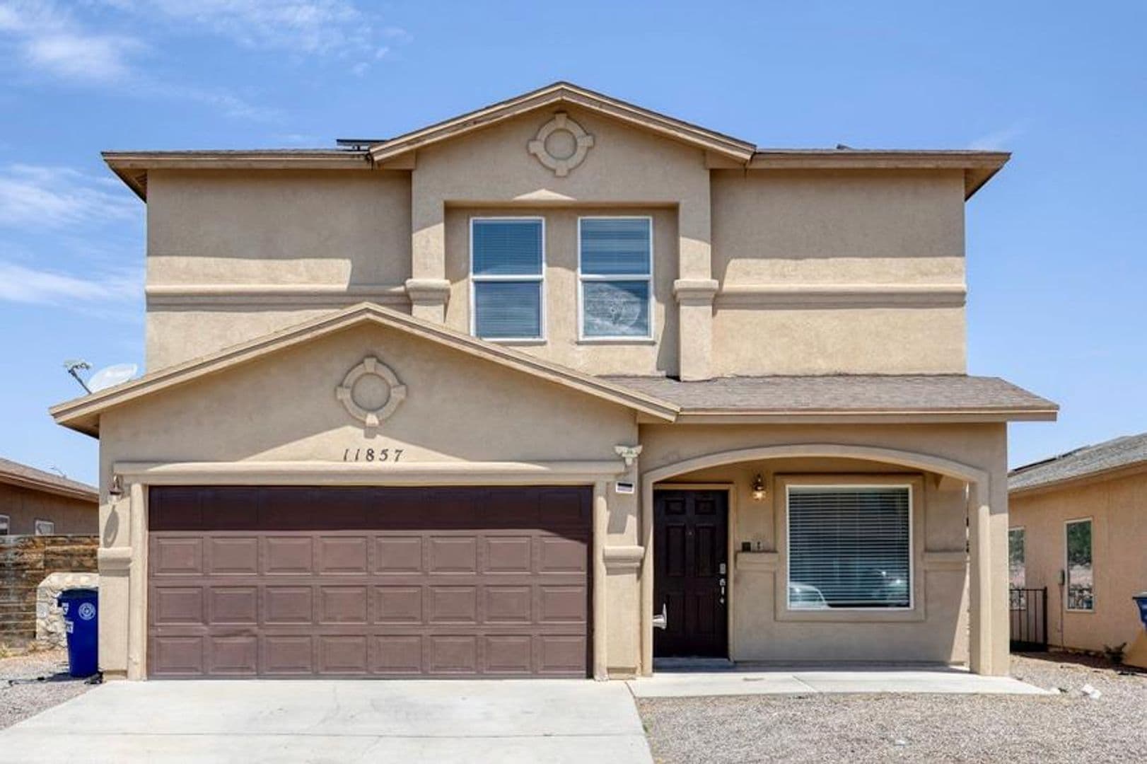 EL PASO House: 11857 JIM WEBB DR.