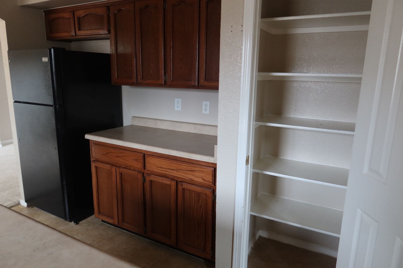 EL PASO House: 14233 SMOKEY POINT