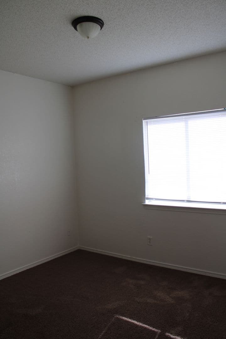 EL PASO House: 10937 CATTLE RANCH